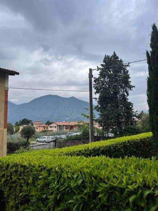 A Due Passi Dal Lago Iseo Esterno foto